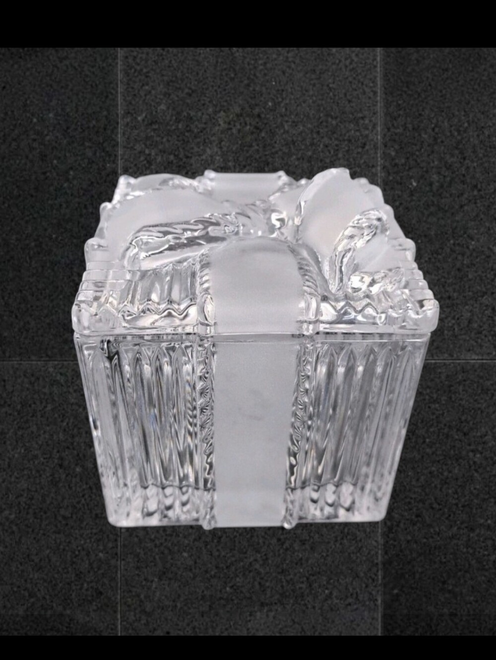 VINTAGE ANNAHÜTTE GLASSWORKS TRINKET BOX 24% PbO REAL LEAD CRYSTAL 3 1/4" SQUARE